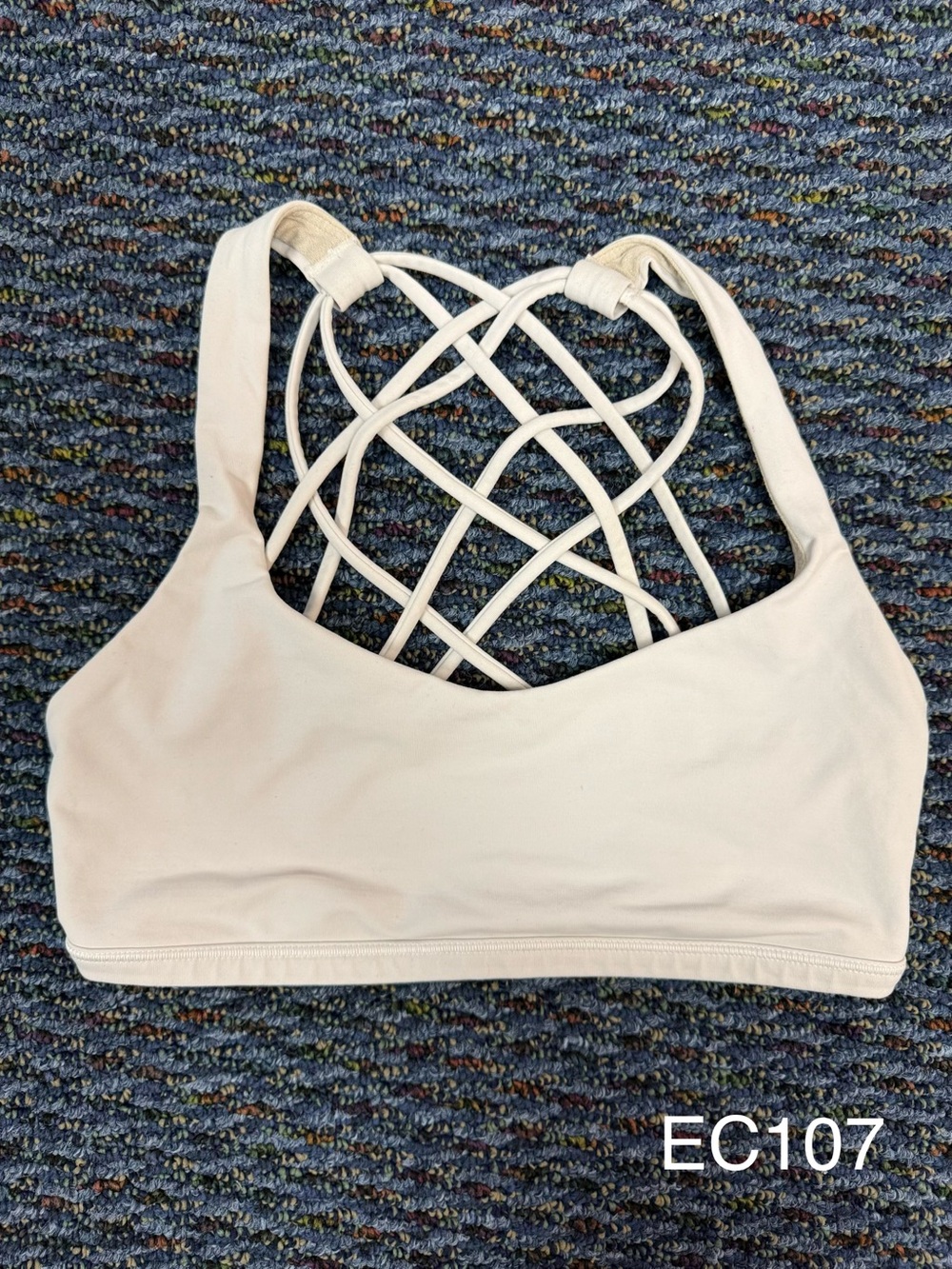 lululemon Free To Be Serene Bra Cafe Au Lait Size 4 C/D Cup
